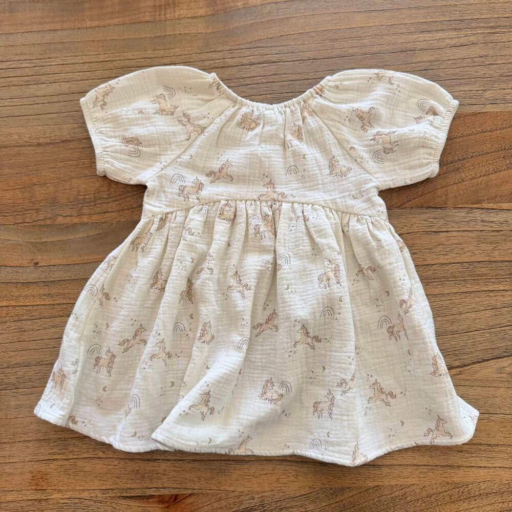 Quincy Mae Bella Dress Unicorns - Size 12-18 months - Picture 3 of 5